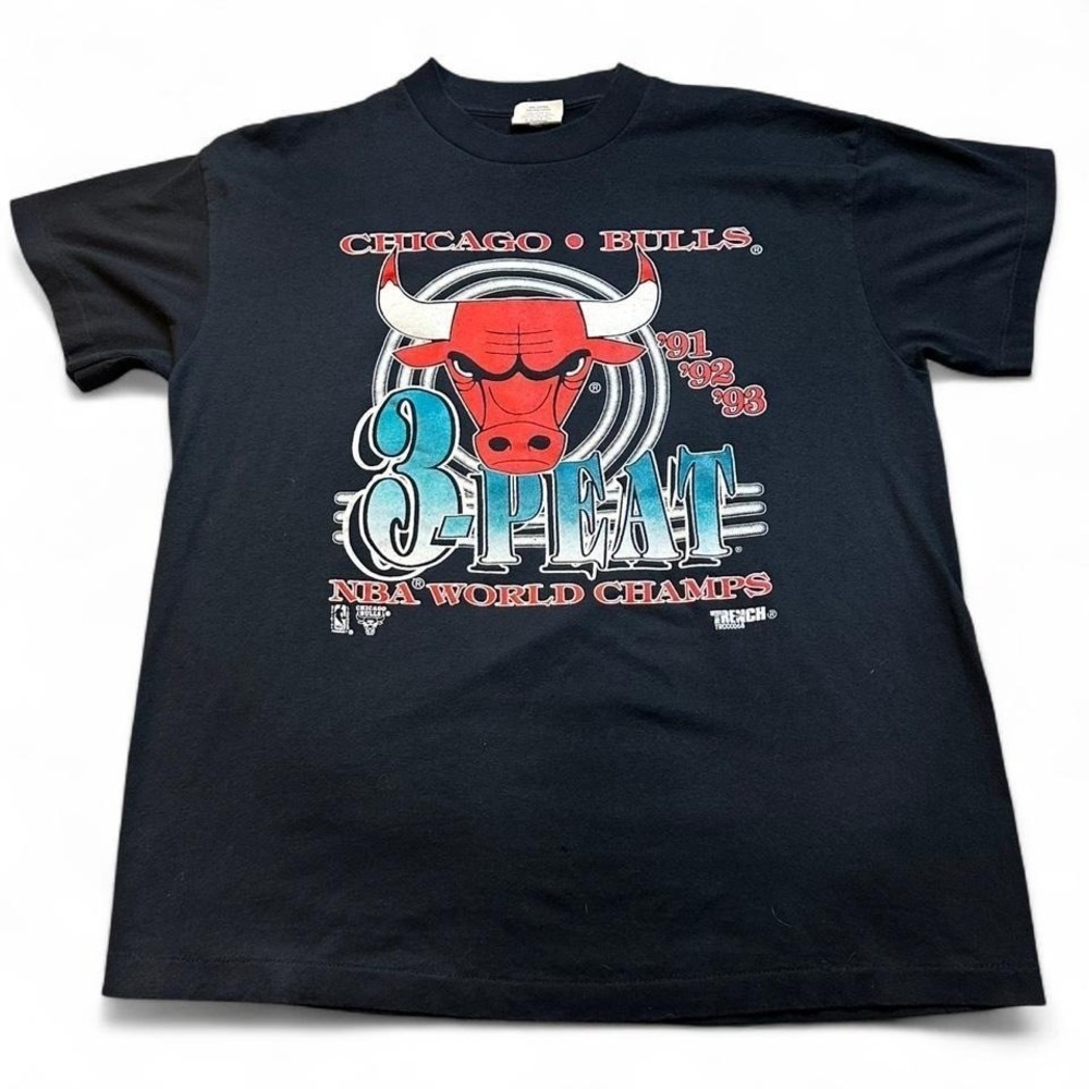 Vintage Chicago Bulls black 3peat 1993 NBA T-shirt Size XL